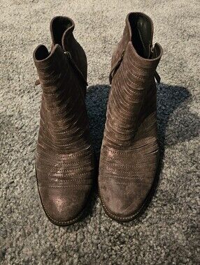Paul Green Metallic Boots. Missized As 6.5. Fits Like A 9.